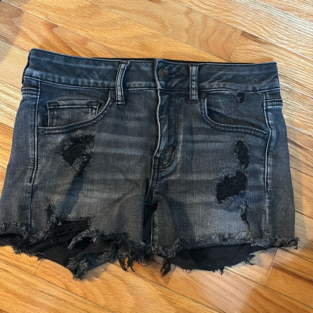 American Eagle Shorts / Black / Size 6